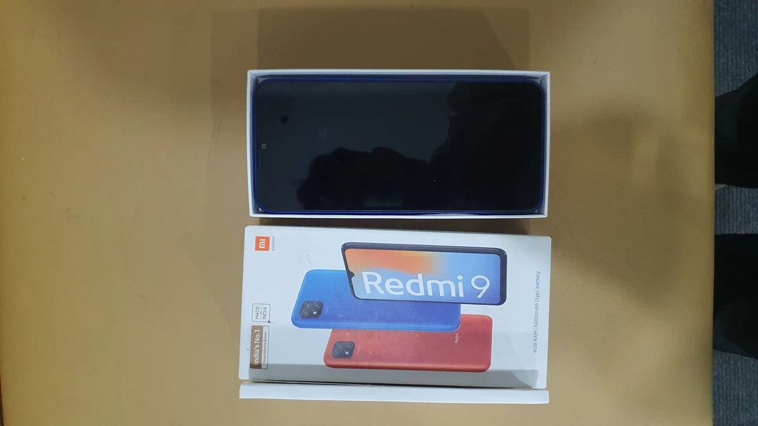 Product image with price: Rs. 6399, ID: redmi-9-4-64-05420425