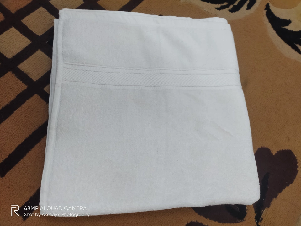 450Gram white Towel  uploaded by business on 11/20/2022