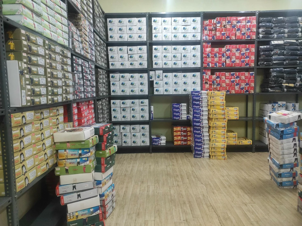 Warehouse Store Images of BOMBAY FASHION j.p.Circus Haveri karnataka