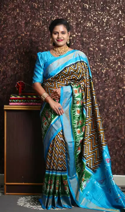 Pochampally ikkath pure silk saree uploaded by business on 11/23/2022
