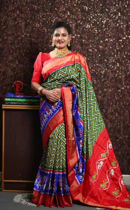 Pochampally ikkath pure silk saree uploaded by business on 11/23/2022
