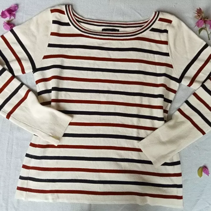 Cream colour striped Sweater  uploaded by Diva Clothing on 11/23/2022