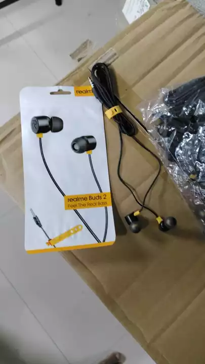 Realme wired headphones  uploaded by Sonu Mobile Repair Centre on 11/23/2022