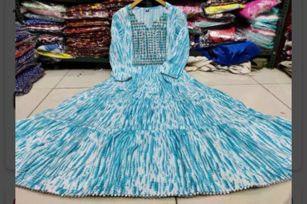 Post image Mujhe Gown ke 1 pieces ₹₹750 mein chahiye. Mujhe cotton /rayon one piece gown..In a good quality..
.size xxl chahiye. Agar aapke pass ye available hai, toh kripya mujhe daam bhejiye.