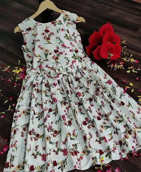 *Fancy Crepe Fit and Flare Dress*

*Price 285*

*Free Shipping Free Delivery*

*Fabric*: Crepe

*Typ uploaded by SN creations on 11/23/2022