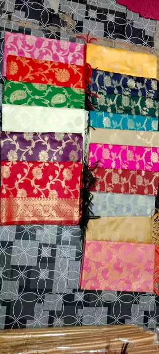 Product image of Banarasi haindwoven silk , price: Rs. 195, ID: banarasi-haindwoven-silk-18328620