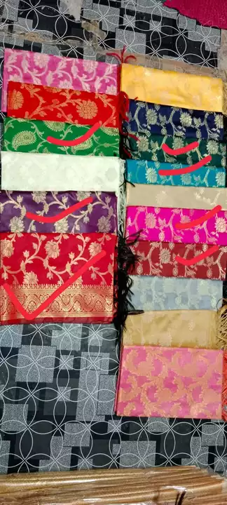 Product image of Banarasi haindwoven silk , price: Rs. 195, ID: banarasi-haindwoven-silk-1a81c8b9