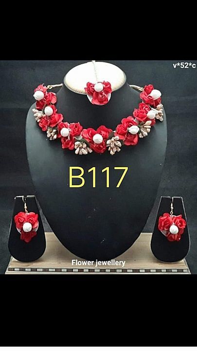 Customized floral jewellry uploaded by business on 1/23/2021