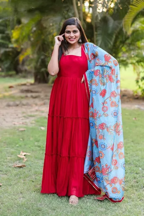 Post image Red gown With dupatta set for party wedding wear 
Rs: 650