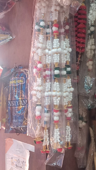 Post image We manufacture original camphor (kapoor mala) mala which is genuine one in india very traditional &amp; unique in quality we also make good quality mukut &amp; baratee kapoor mala