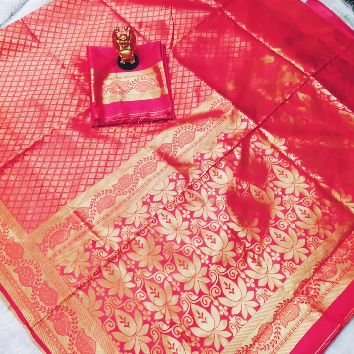 COD 🔥 *Presenting Enchanting Yet Breathable Organic Banarasi Sarees AT 850 ONLY 💕 For Intimate And uploaded by Angel Fashion Store on 11/26/2022