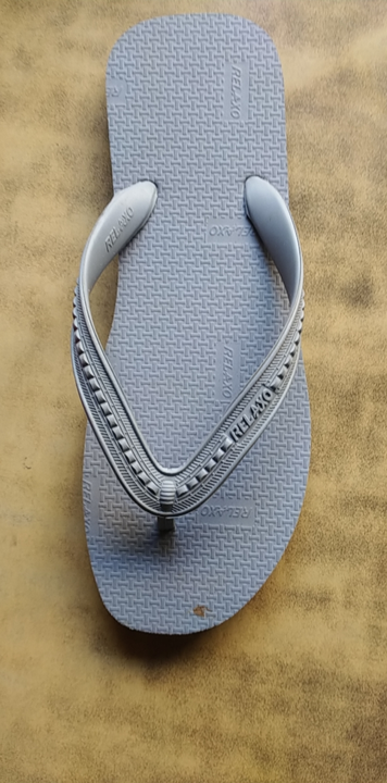 Post image I want 11-50 pieces of Relaxo chappal 6-10 at a total order value of 5000. Please send me price if you have this available.