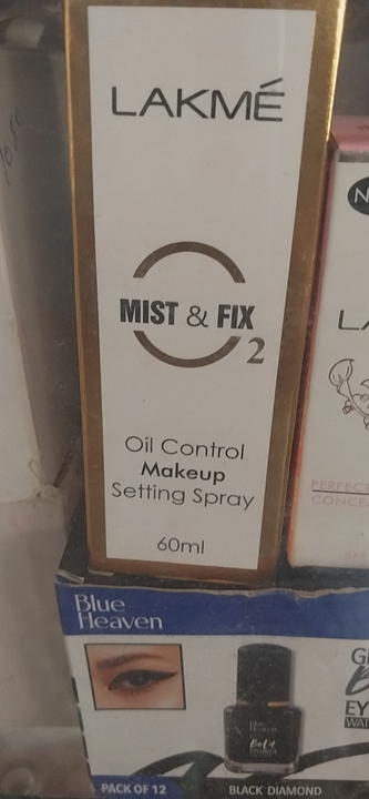 Oil control make up setting spray  uploaded by business on 11/26/2022