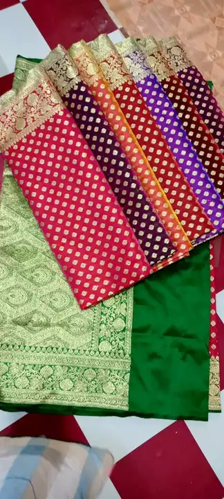 Product uploaded by Banarasi saree manufacturing on 11/26/2022