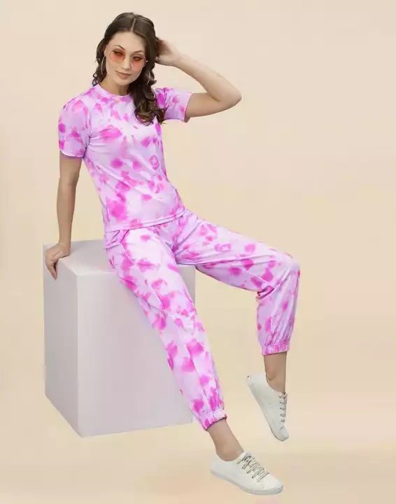 Product image of Tye and dye Trousers with tshirt for women tracksuit , price: Rs. 349, ID: tye-and-dye-trousers-with-tshirt-for-women-tracksuit-9e378ed5