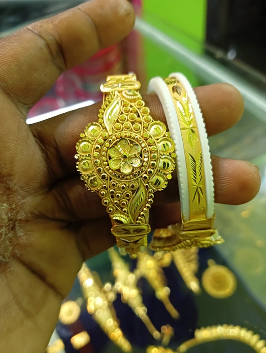 Moka saka uploaded by M,C,G,P Jewellery Gold plating jewellery  on 11/27/2022