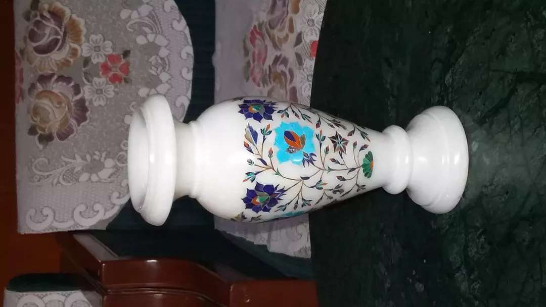 Marble inlay work flower vase  uploaded by business on 11/28/2022