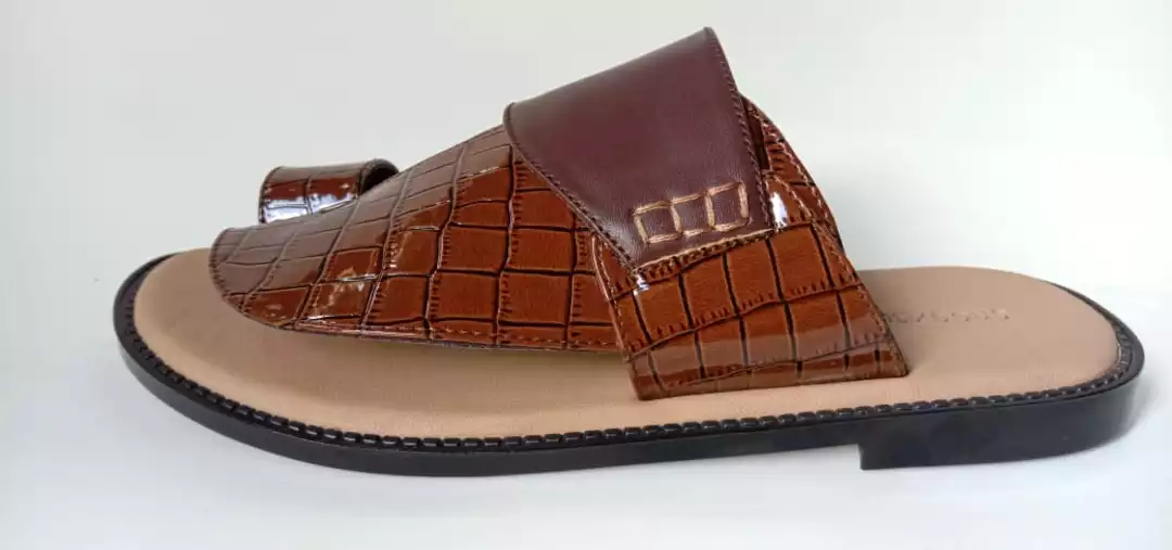 Saudia sandal  uploaded by business on 11/28/2022
