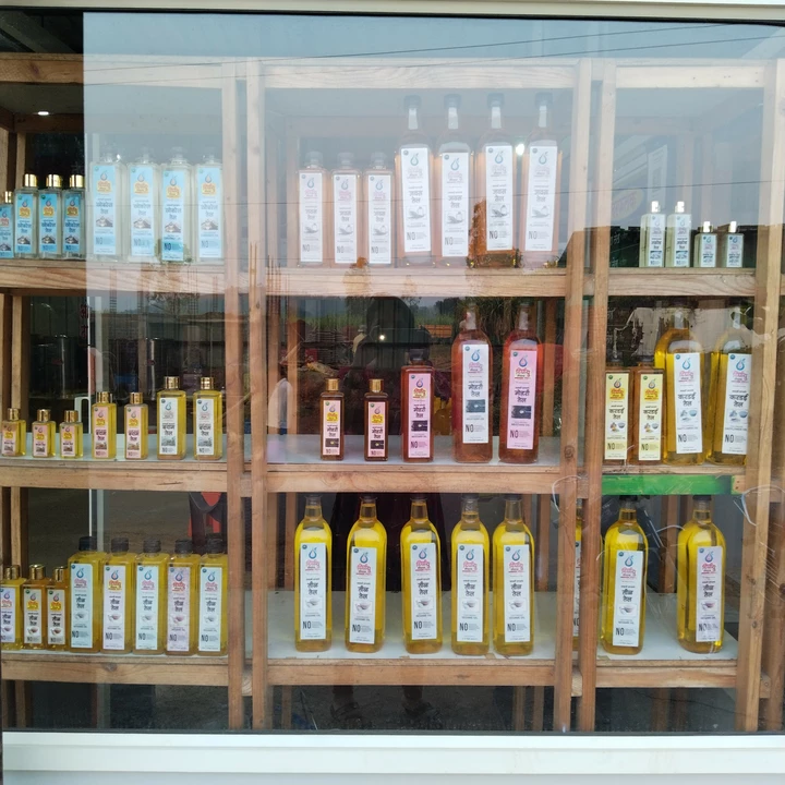 Factory Store Images of Dirghayu Natural Oil
