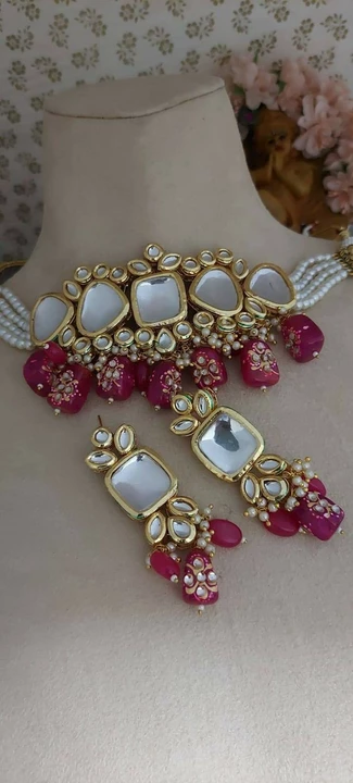 Post image I want 50+ pieces of Imitation Jewellery at a total order value of 10000. Please send me price if you have this available.