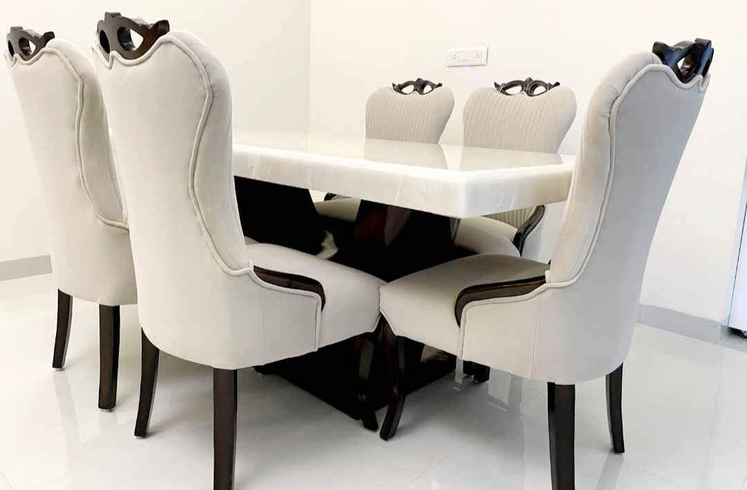 Dinning set 6 seat uploaded by Romi furniture  on 11/29/2022