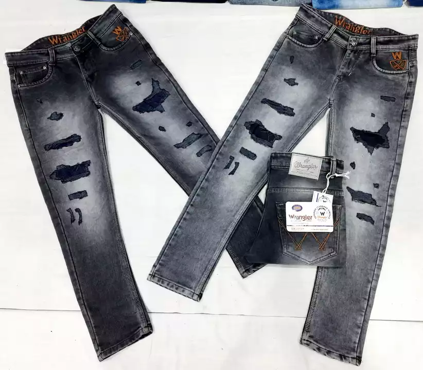 Heavy damage jeans  uploaded by business on 11/30/2022