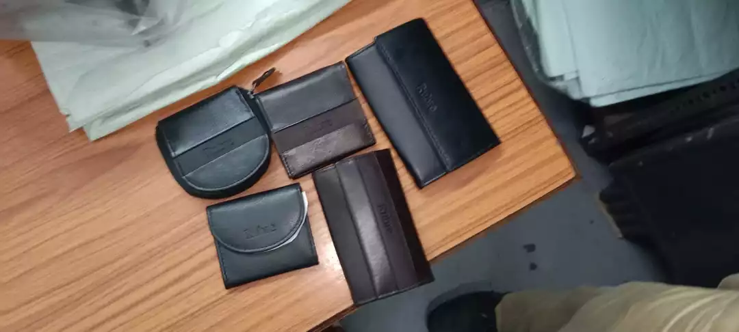 Product uploaded by Md Nayeem Leather GOODS on 11/30/2022