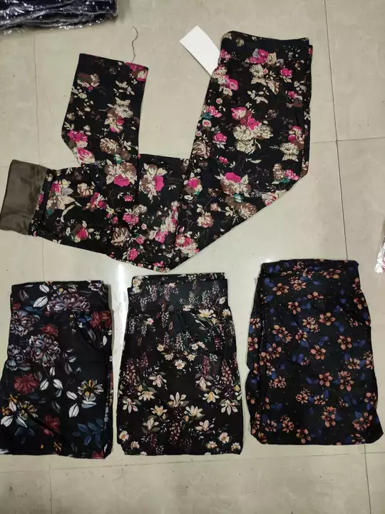 Post image *Woollen Pant**Elastic waist*Two pockets*Full length*No color bleeding*5 thread interlock*Quality Stitching*Regular fit pattern
*Fabric*Imported stretchable fabric with woolen fur insideFree 28 upto38Length : 39*Flower Woollen Pant*Free 28-38Length : 39Price :250+ ship