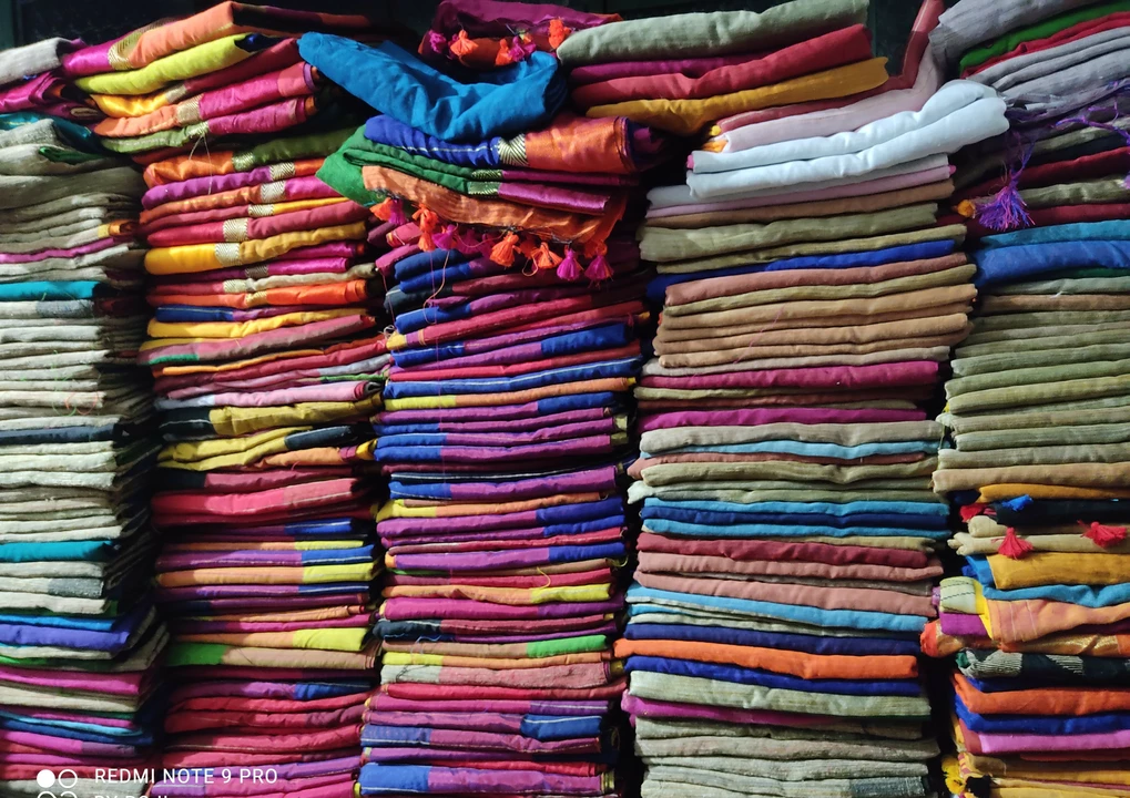 Handloom saree manufacturer uploaded by Bengal saree house on 12/2/2022