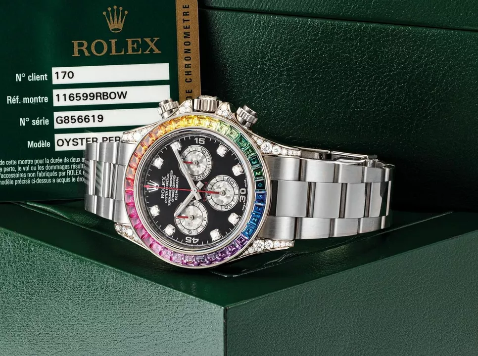 Post image *Back in stock take orders*🔥🔥

*Rolex Daytona Rainbow*⭐️ ⭐️⭐️
*💰PRICE-RS 2249/- 
Brand-RolexModel-RainbowQuality-7aGender-Men’s Band-Silver Dial-Black Movement-QuartzCase Diameter-41mmCase Thickness-10mm Glass-Anti-reflective SapphireRolex Fold Over Clasp
*(High Quality)*
*Free Rolex Printed box*🛍