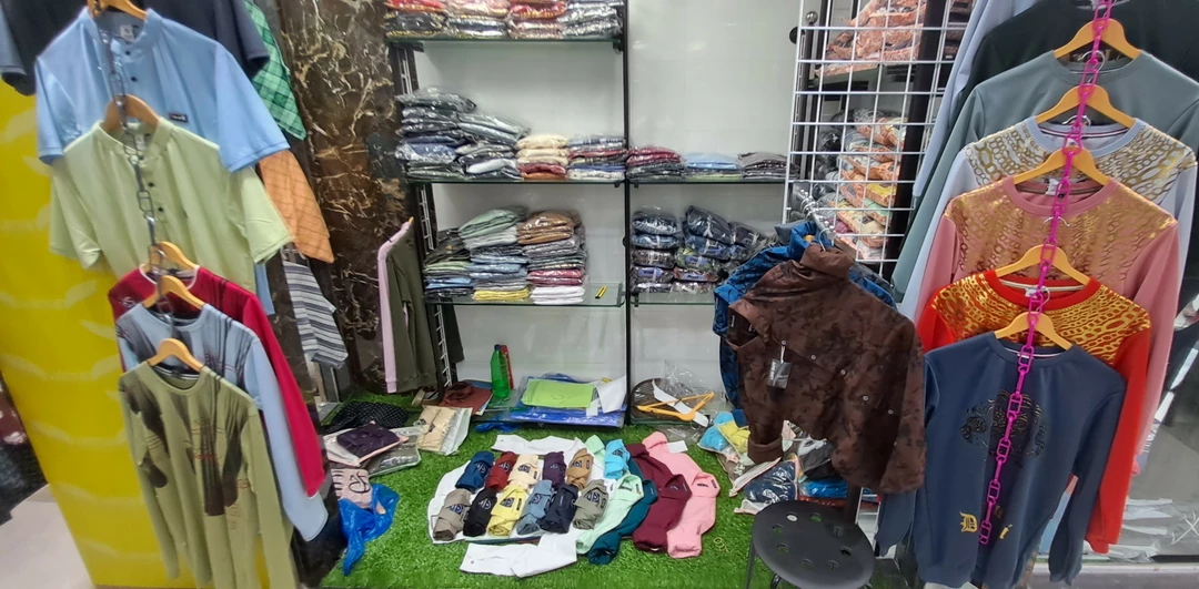 Warehouse Store Images of N SQUARE GARMENTS
