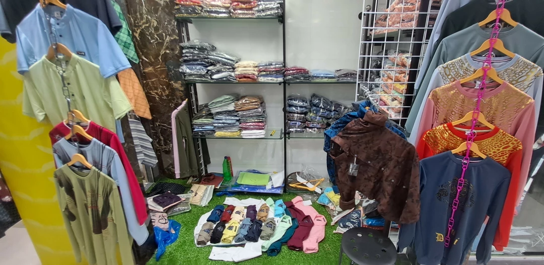 Warehouse Store Images of N SQUARE GARMENTS