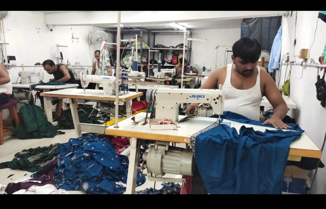 Factory Store Images of PADMAVATI CLOTHING