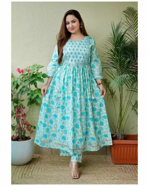Product image of Diva Anarkali Rayon Gown with Plazo set, price: Rs. 749, ID: diva-anarkali-rayon-gown-with-plazo-set-2d5d573a