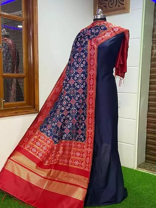 Banarasi silk suit  top and bottom 5 meter silk plain    dupatta 2.5 meter patola  silk weaving  uploaded by Mayank silk on 12/3/2022