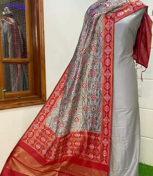 Banarasi silk suit  top and bottom 5 meter silk plain    dupatta 2.5 meter patola  silk weaving  uploaded by business on 12/3/2022