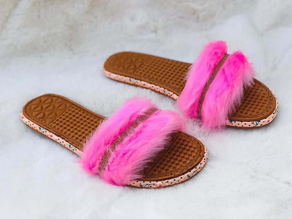 Furr✌️✌️

*Slippers * 

*High end quality *

36 37 38 39 40 41 


Pink 
Tan 

Fhmpt/- Ship free all  uploaded by XENITH D UTH WORLD on 1/28/2021