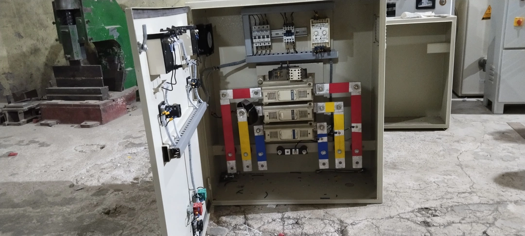 Dual starter panel with 630A contactor uploaded by Sneha Raj Automation on 12/4/2022