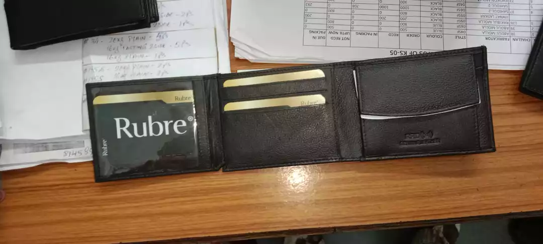 Leather Wallet for men uploaded by Md Nayeem Leather GOODS on 12/4/2022