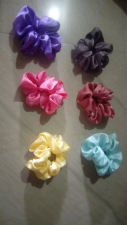 Product uploaded by Priyanshi scrunchies on 12/4/2022