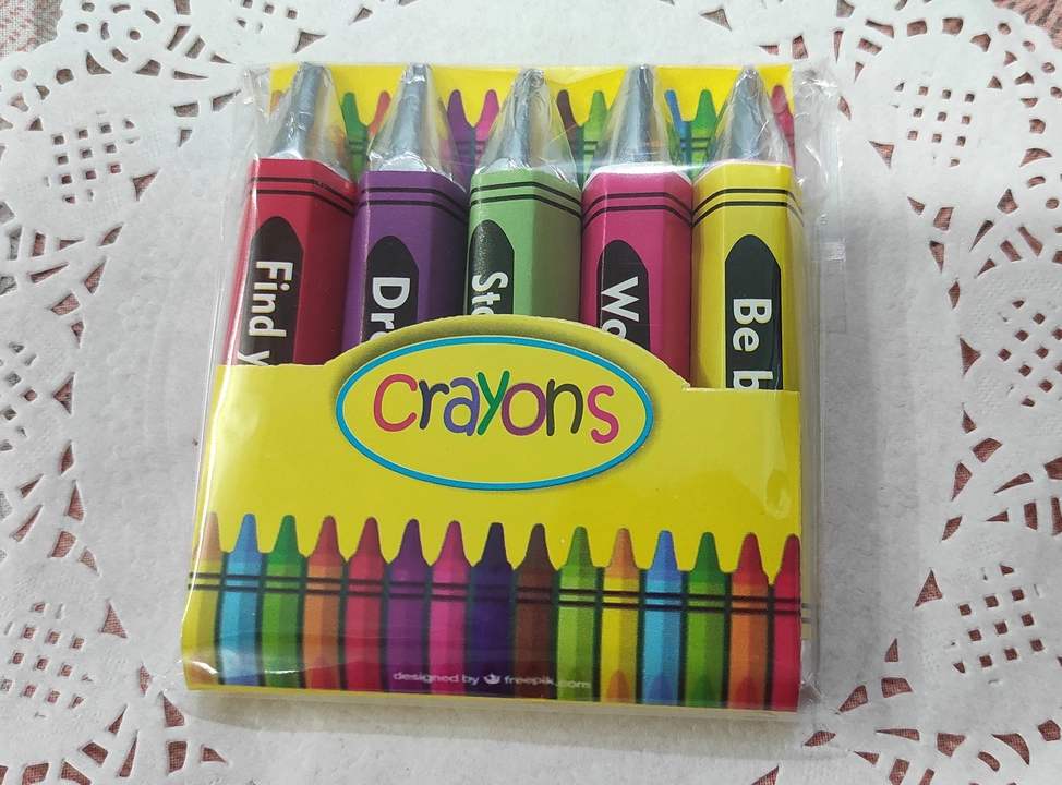 Crayon small gift pack uploaded by business on 12/5/2022