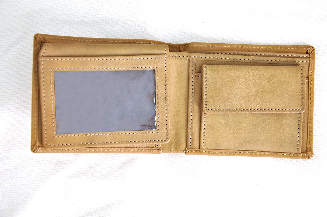 Men's leather woven wallet  uploaded by Classic leather craafts on 12/5/2022