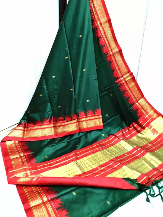 Post image I want 11-50 pieces of Saree at a total order value of 10000. I am looking for I want sarees manufacturer, every manufacturers ping my whatsapp 8444848053, resellar stay away.... Please send me price if you have this available.