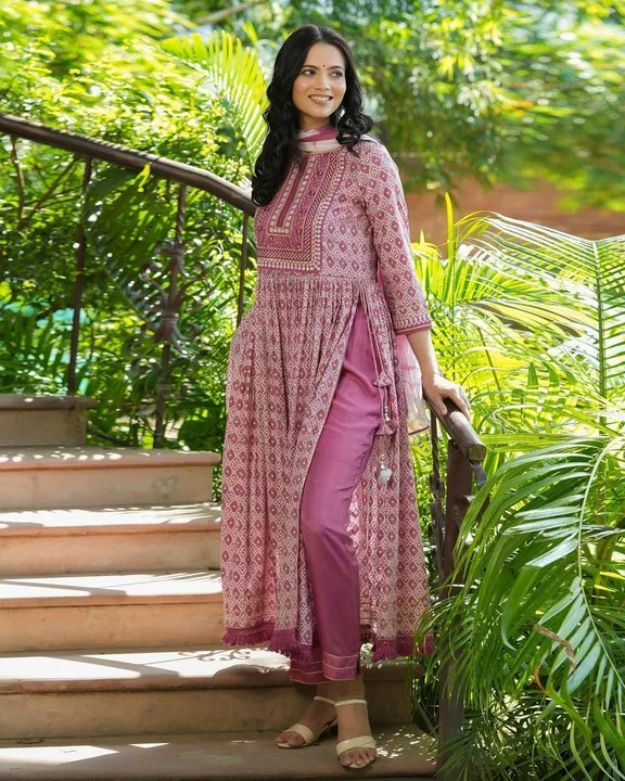 Beautiful naira cut kurti pant duppatta set  uploaded by Rohit fashion on 12/6/2022