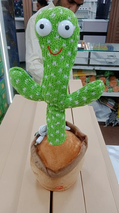 Dancing Cactus 🌵 uploaded by Rapper Telecom on 12/8/2022