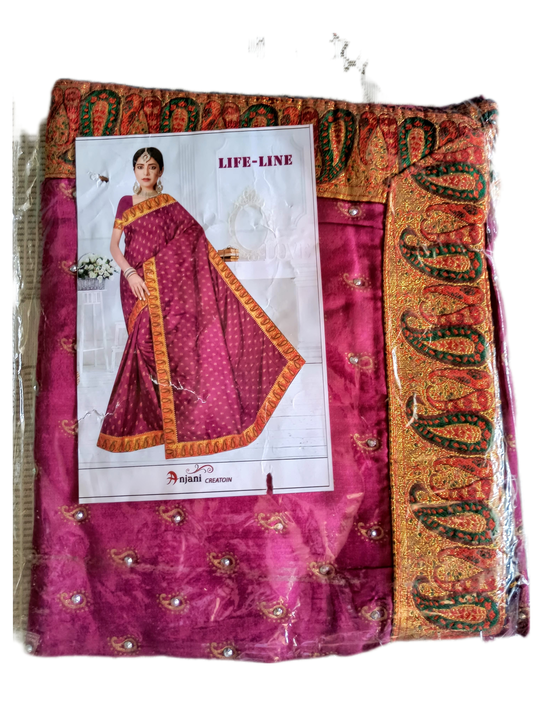 Saree uploaded by MS Cherry Distributor on 12/8/2022