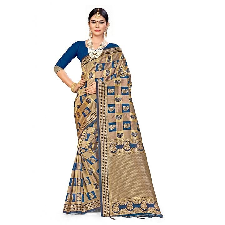 Generic Women's Banarasi Silk Saree (Neavy blue, 5-6mtrs)

 uploaded by Fashion Flax on 1/30/2021