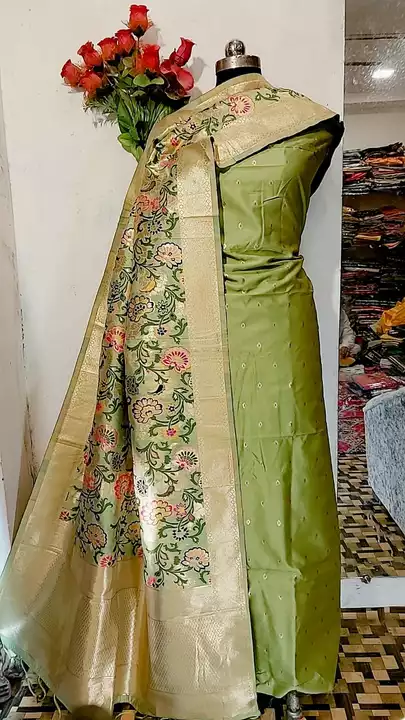 Banarasi Katan suit uploaded by Banarasi Weavers on 12/9/2022