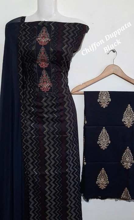 Reyon Printed Suits uploaded by Alfiya Bandhani on 12/9/2022