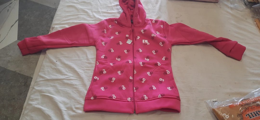 Product image of Ledies jacket , price: Rs. 220, ID: ledies-jacket-a31a141a